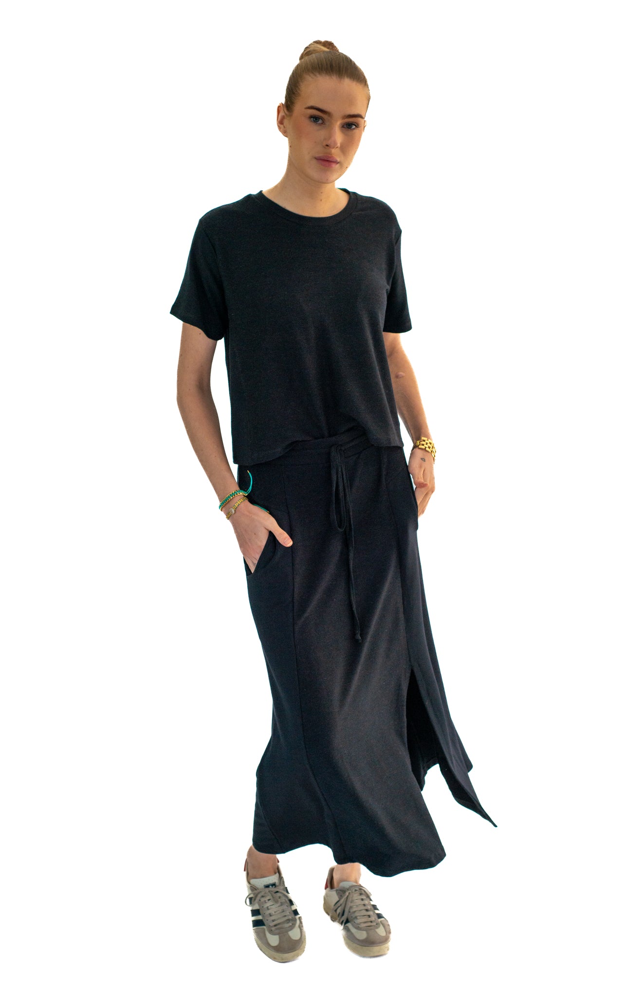 casual wear skirt and top in black