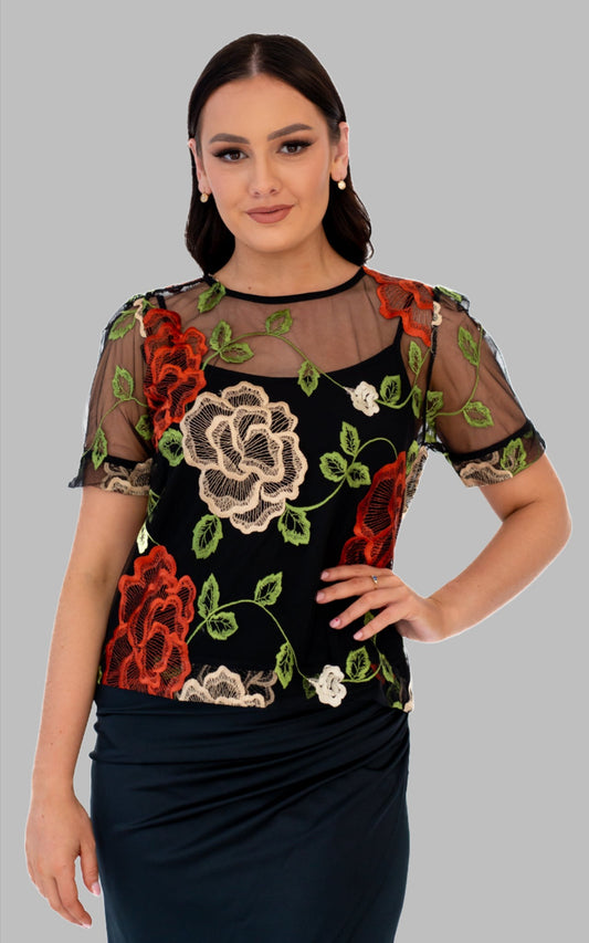 flowers embroidery top in black 