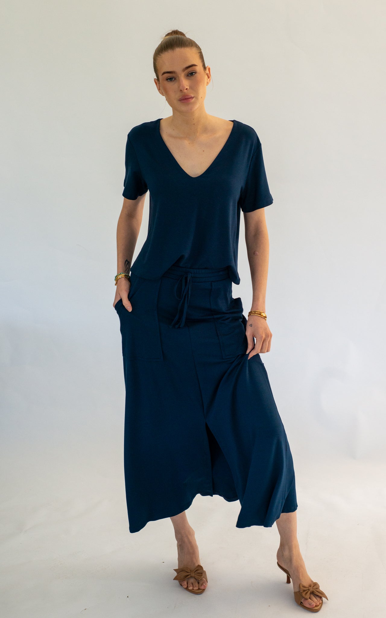 casual wear skirt and top in navy blue