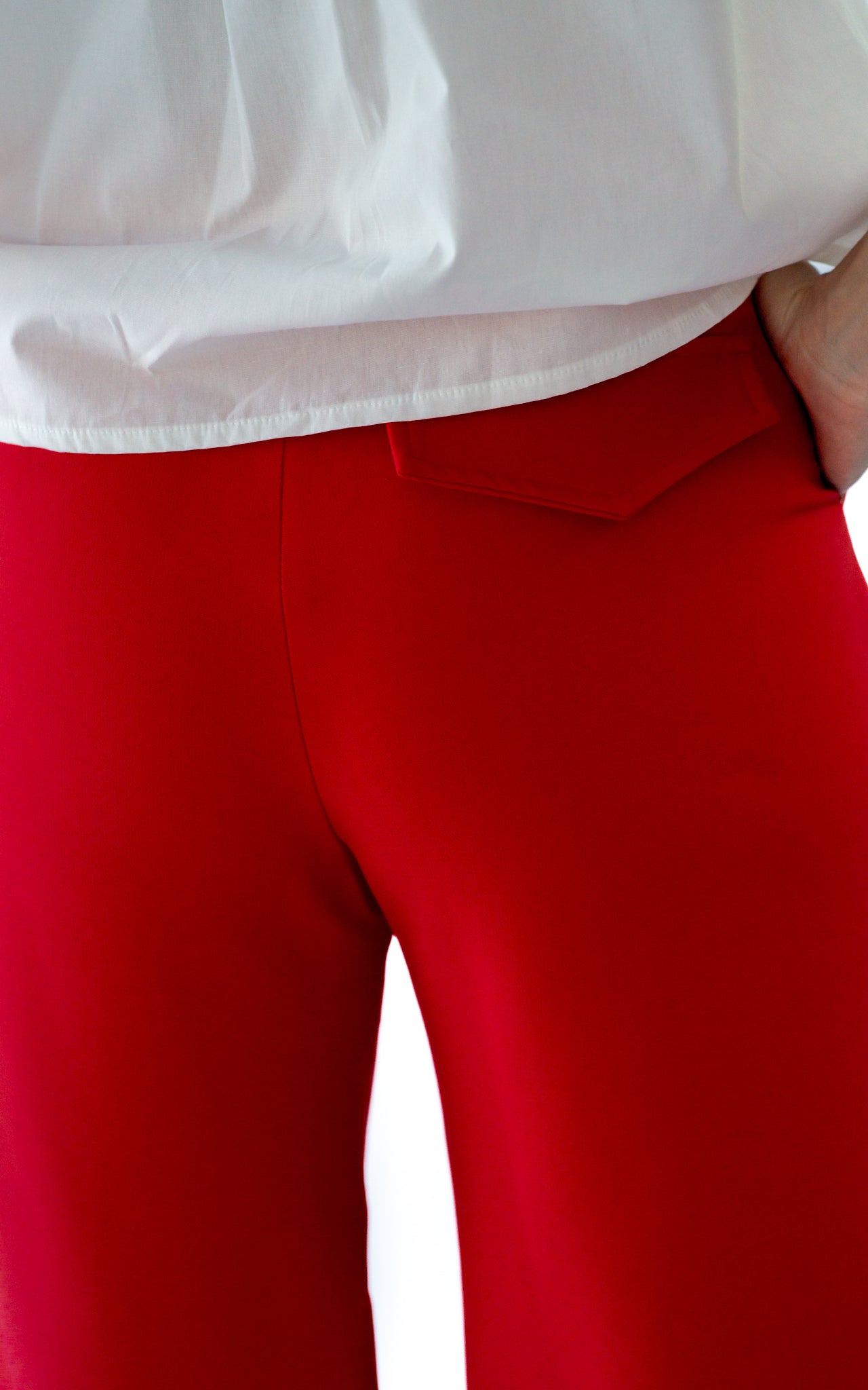 women pants in red 