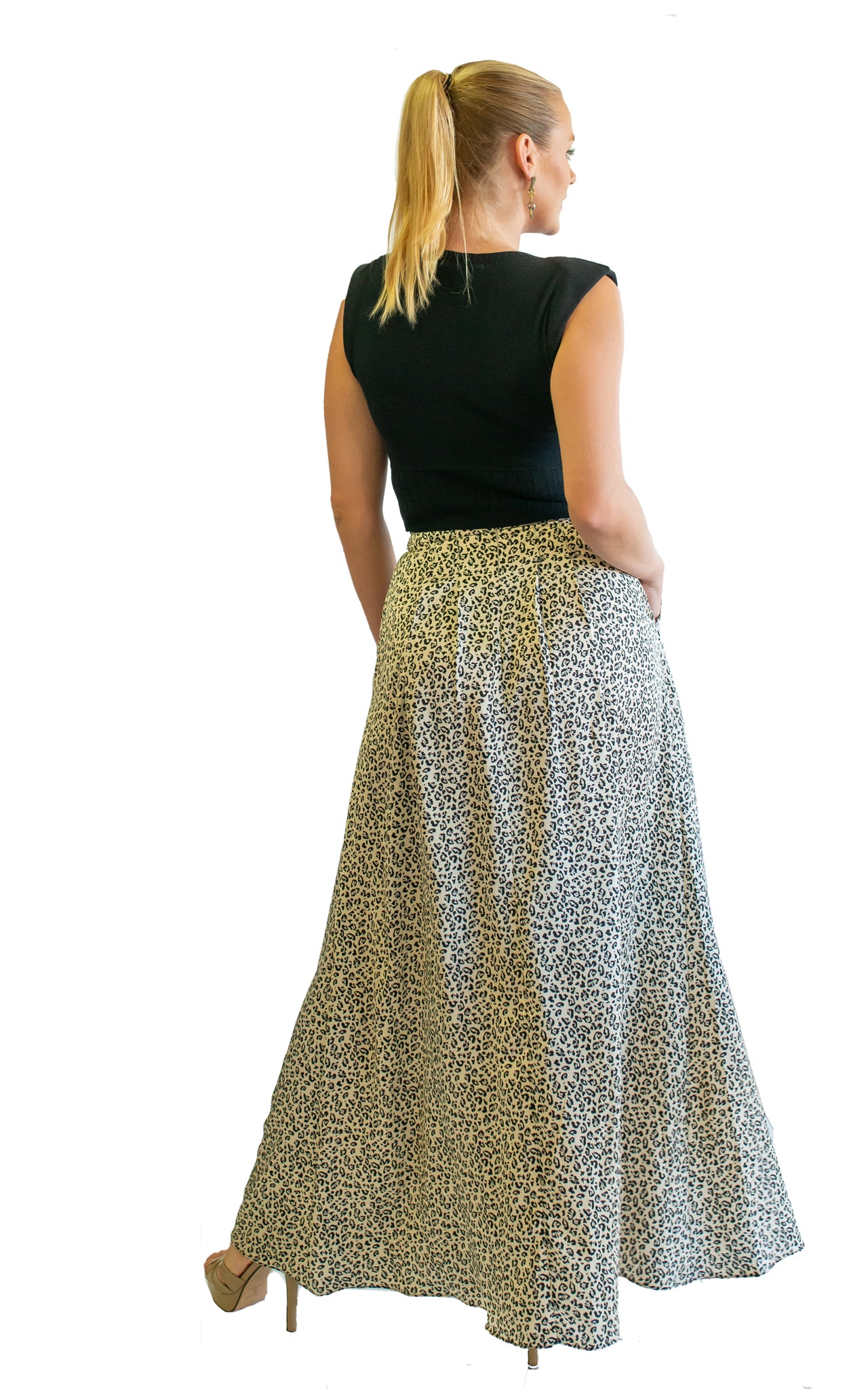 animal print long skirt with pockets 