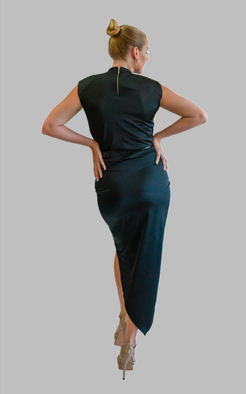 symmetrical black skirt with zipper