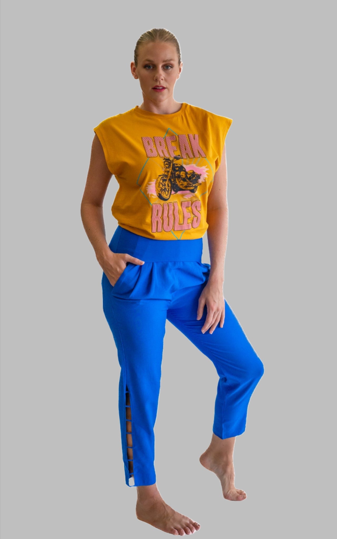 100% crepe pants in electric blue 